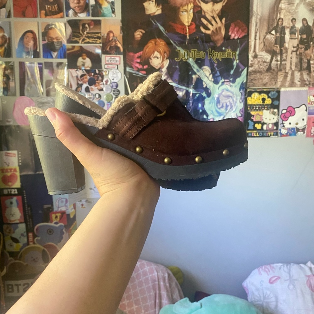 Unionbay brown suede mule heels